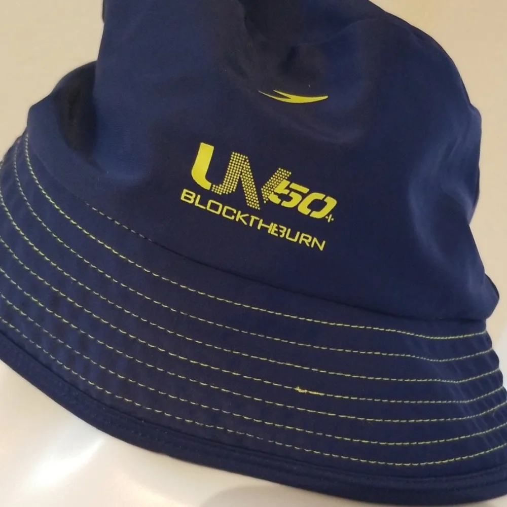 Speedo sun hat uv50 blockthburn‎